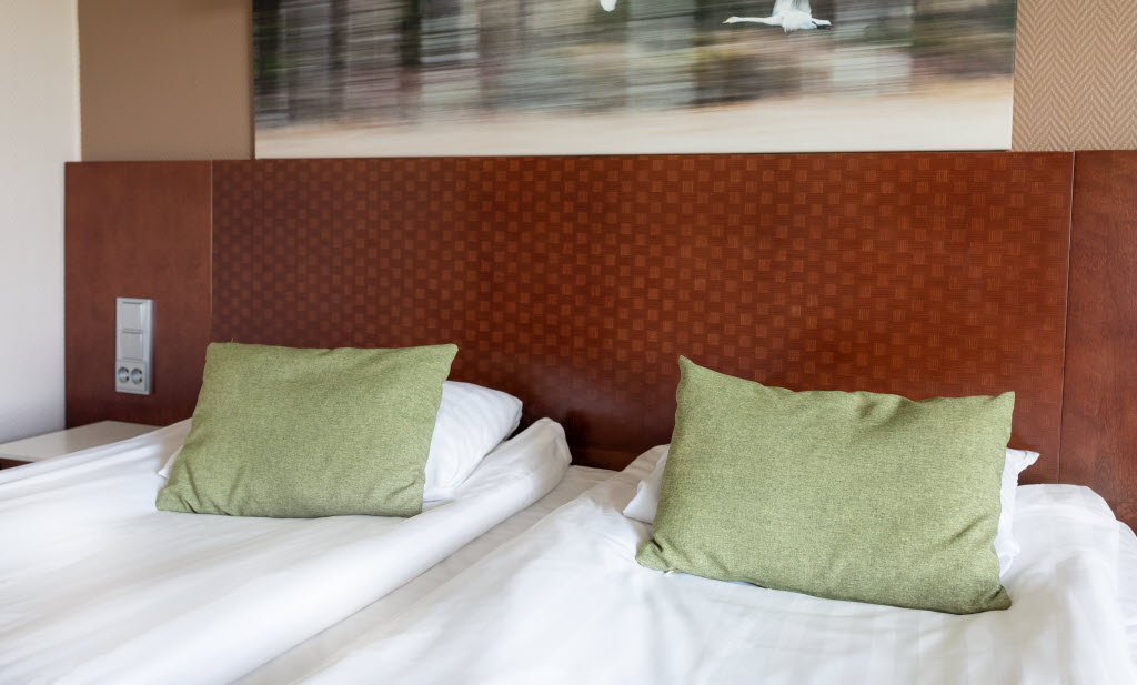 Copyright: : Rebecca Watson Bedroom